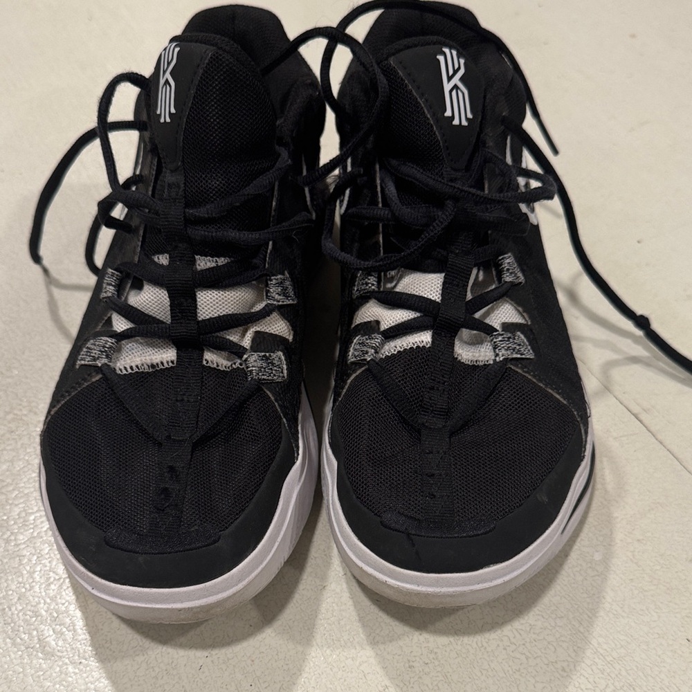 Black and White Nike Kyrie Irving basketball shoes